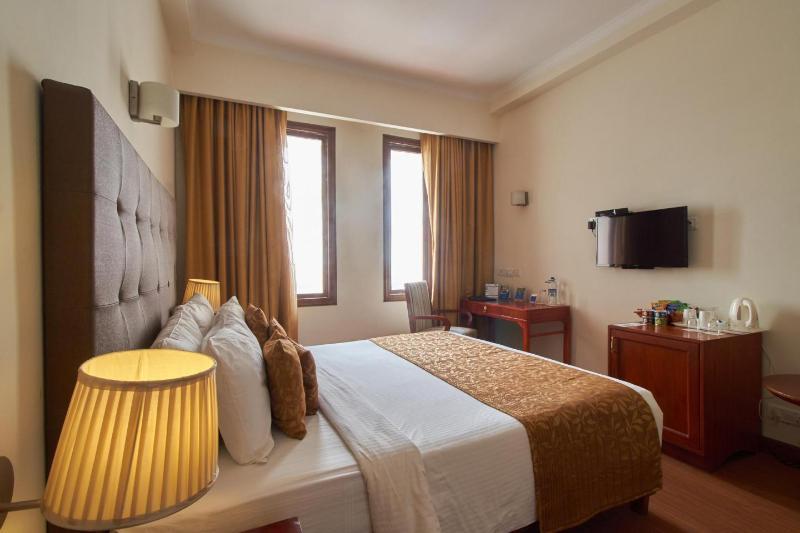 Royal Sarovar Portico Siliguri Eksteriør billede
