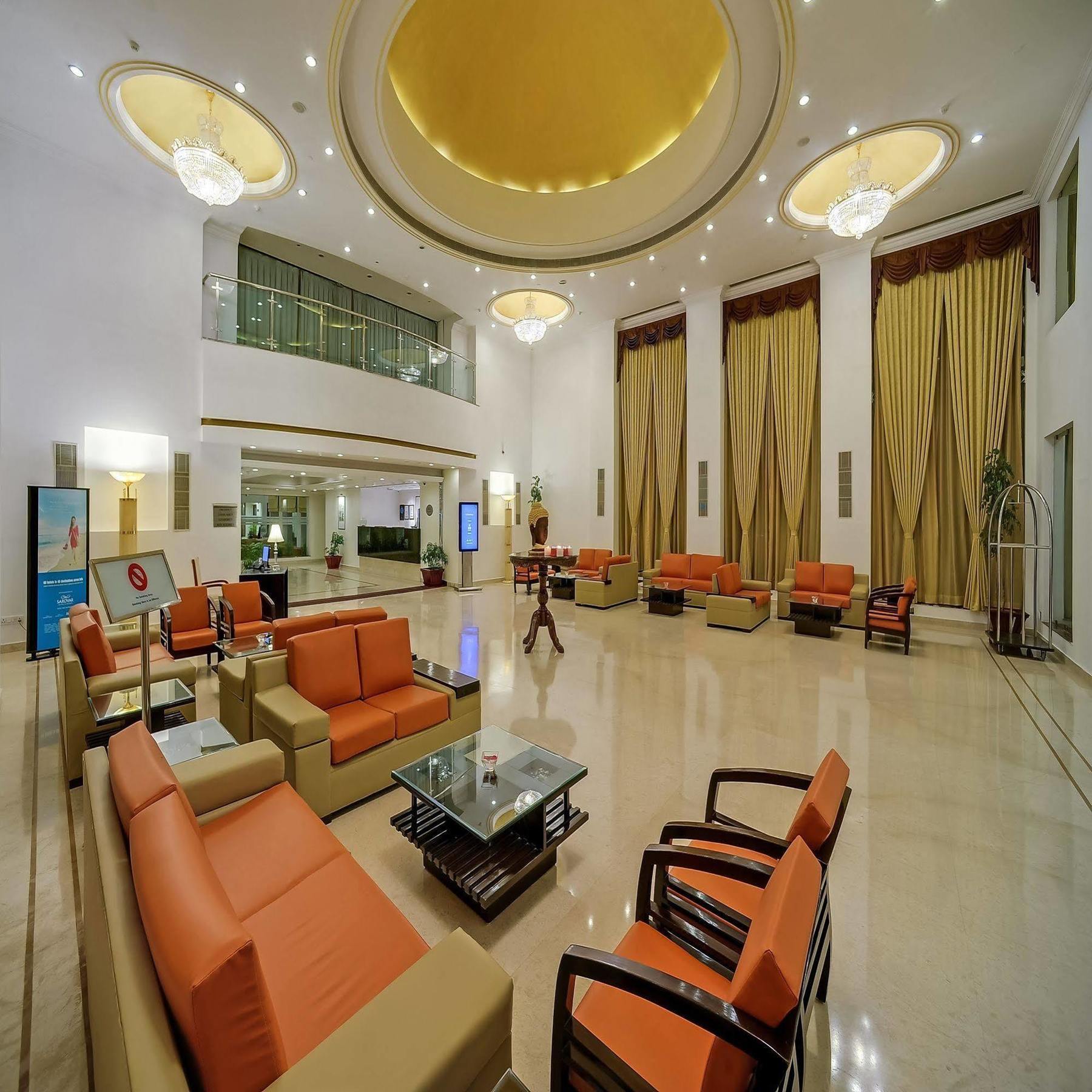 Royal Sarovar Portico Siliguri Hotel Eksteriør billede