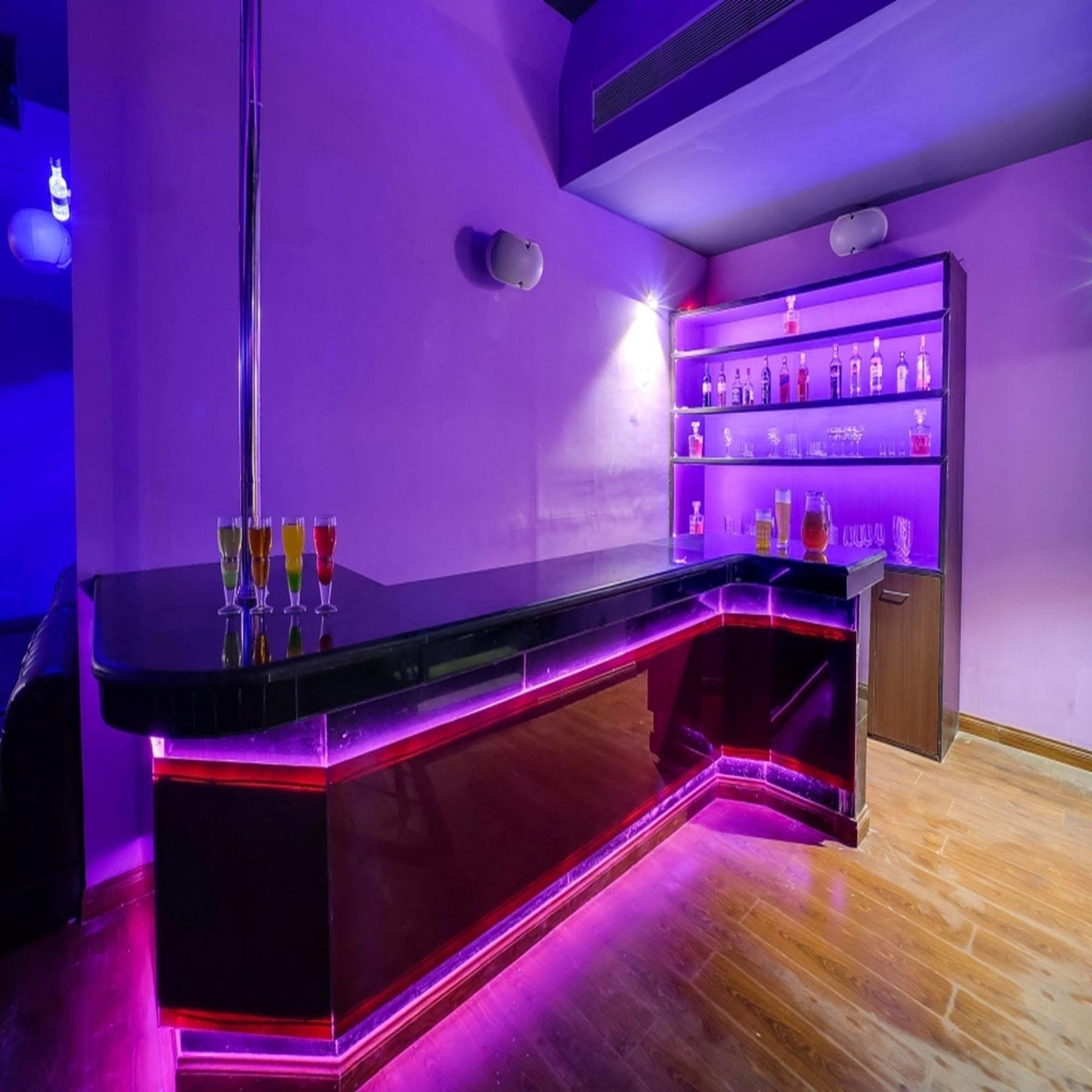 Royal Sarovar Portico Siliguri Eksteriør billede